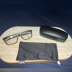 Men’s Oakley Eyeglasses 👓
